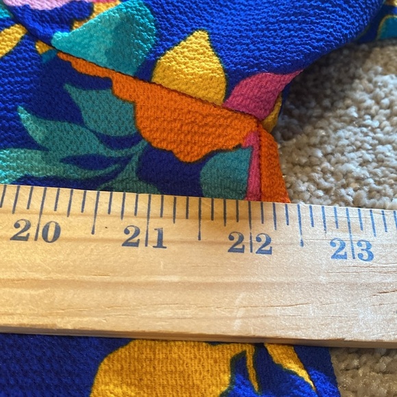 Sugarlips Heat Wave Dupont Bubble Crepe Top Multi Color Sz XL - Picture 8 of 9